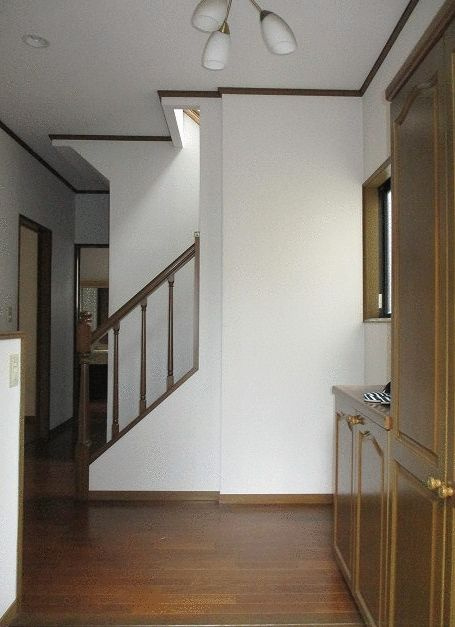 西椎路戸建の玄関