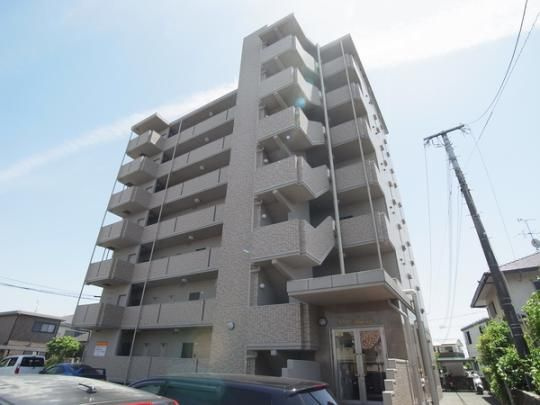 菊池郡菊陽町大字原水の賃貸マンションの外観