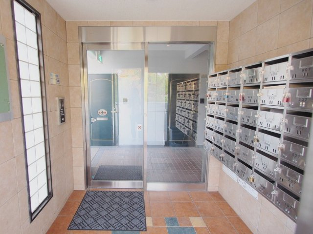 アルジェント２１のエントランス