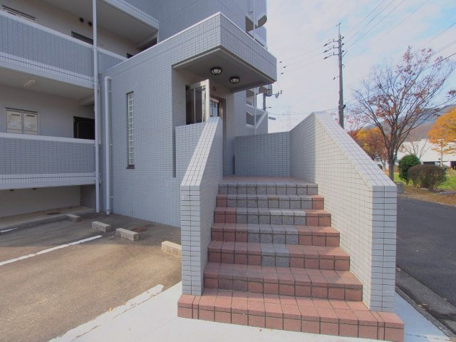 アルジェント２１のエントランス