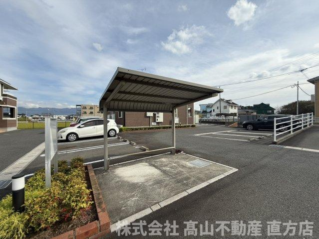 レジデンスエバーグリーン植木Ｃの駐車場