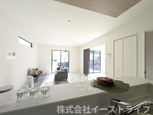 【新築戸建】　いわき市泉町下川3期5棟のキッチン|4号棟写真　対面キッチンなので家族とのコミュニケーション◎