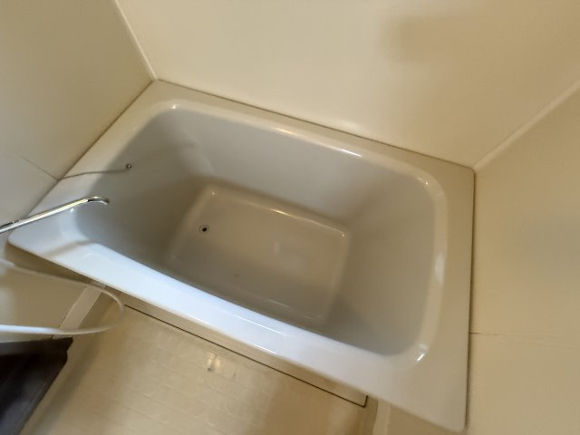 エスポワール曽根の浴室