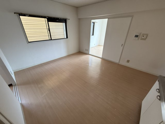 エスポワール曽根の居間・リビング