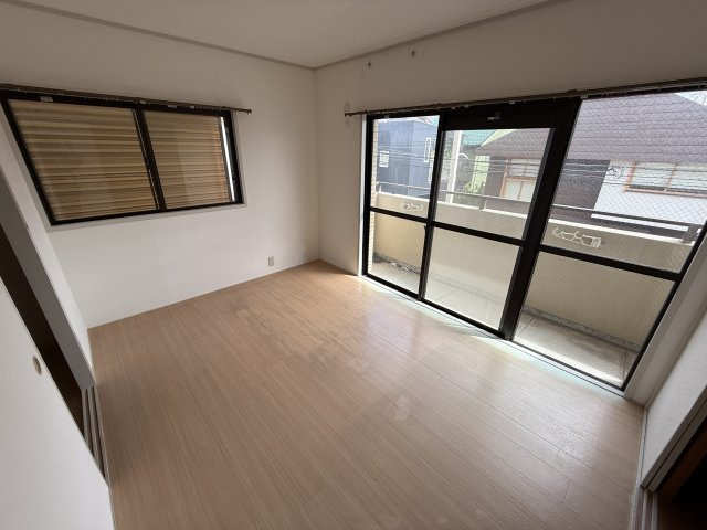 エスポワール曽根の居間・リビング