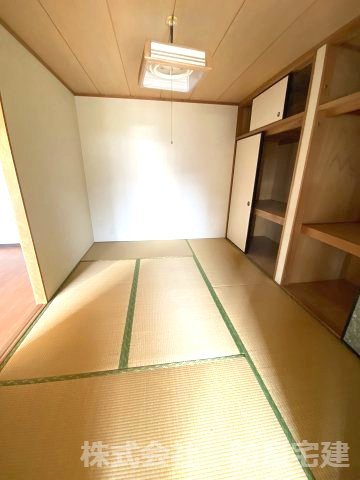 レジデンスカワモトの和室