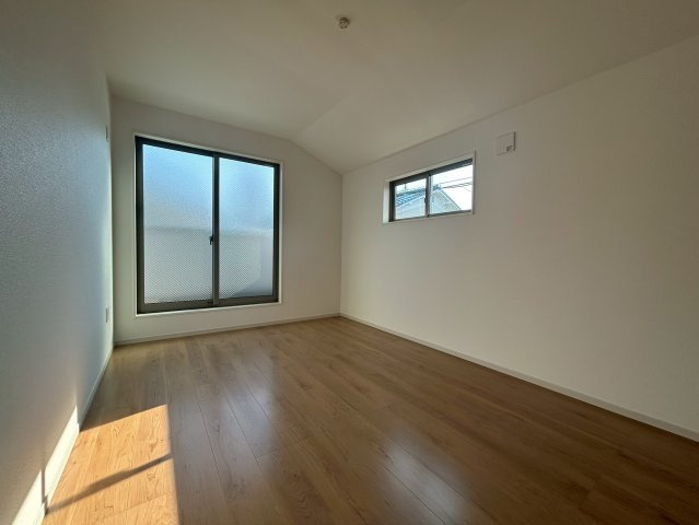 【価格改定】長岡京市今里4丁目3期の洋室|2階洋室6.75帖