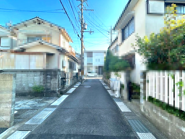 【価格改定】長岡京市今里4丁目3期の前面道路含む現地写真|前道約4.1ｍ