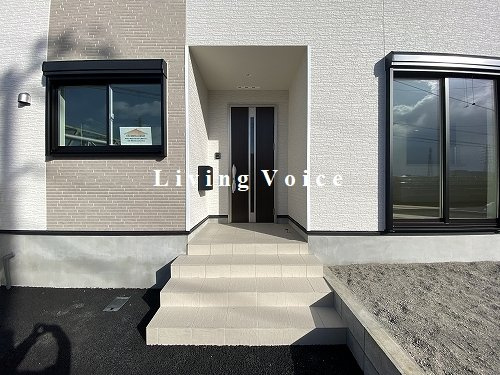 【エントランス】 | 【仲介手数料０円】小田原市蓮正寺第16　新築一戸建て | 小田原市蓮正寺第16　新築一戸建て