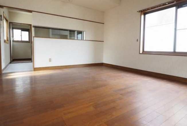 【居間・リビング】 | 舞子坂２丁目　中古戸建