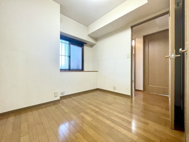 サントノーレ介良の洋室|約４．２帖の洋室です。室内は丁寧に使用されています。