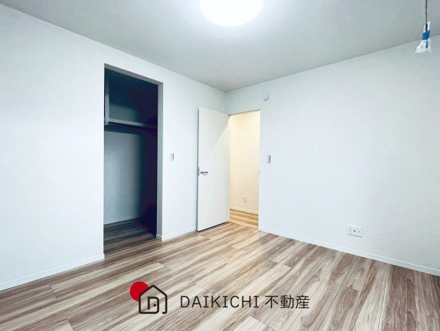 【洋室】 | 鴻巣市天神第5期　ワイウッドコート　新築戸建　全4棟　2号棟