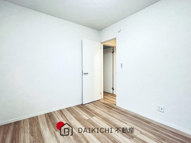 【洋室】 | 鴻巣市天神第5期　ワイウッドコート　新築戸建　全4棟　2号棟