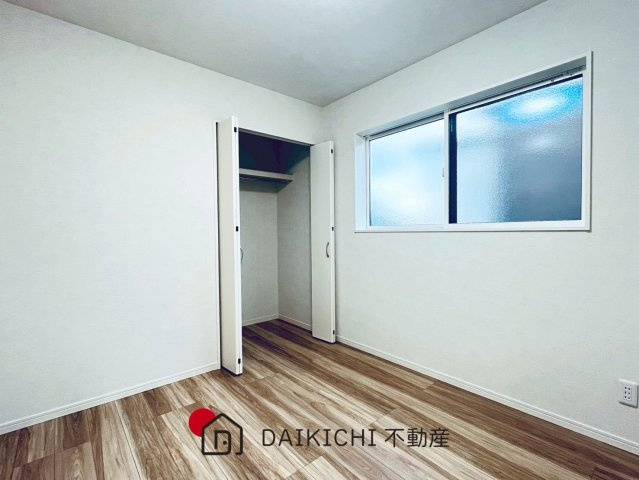 【洋室】 | 鴻巣市天神第5期　ワイウッドコート　新築戸建　全4棟　2号棟