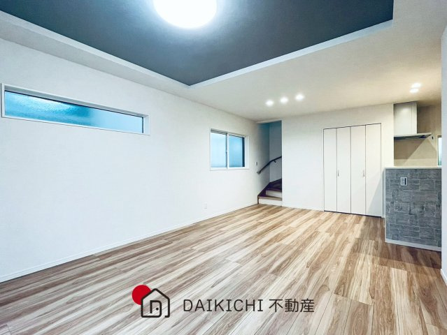 【居間・リビング】 | 鴻巣市天神第5期　ワイウッドコート　新築戸建　全4棟　2号棟