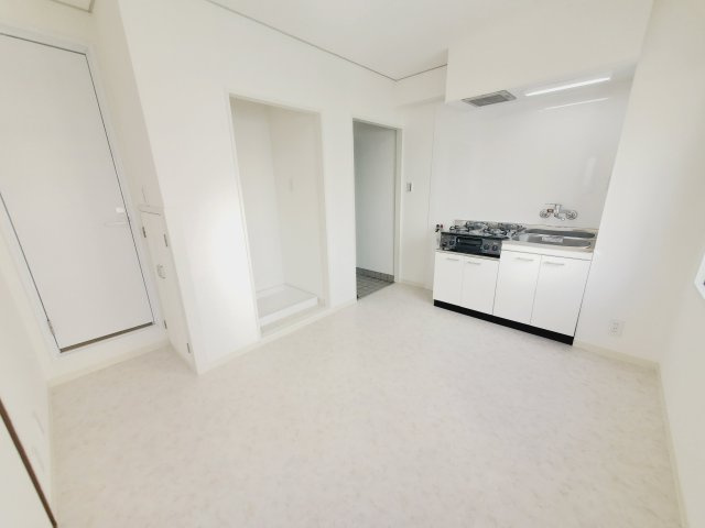 シャトー宝塚の居間・リビング