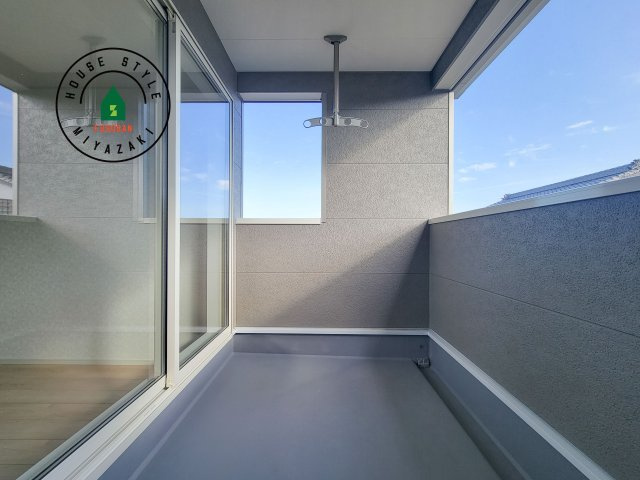 宮崎市下北方町第6-2棟（2号棟）のバルコニー|将来的にウッドデッキなど施工して、素敵なバルコニースペースを活用できます。