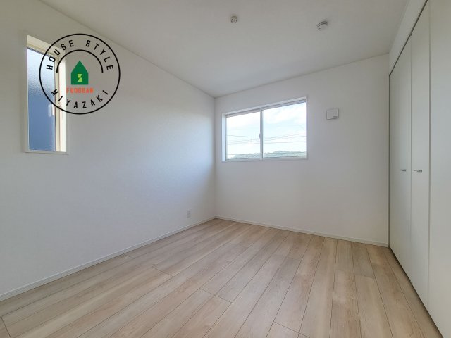 宮崎市下北方町第6-2棟（2号棟）の子供部屋|穏やかな光が差し込む室内には、穏やかな時間が流れます。