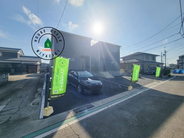 宮崎市下北方町第6-2棟（2号棟）の前面道路含む現地写真|見学の時間などお気軽にお問い合わせ下さい。