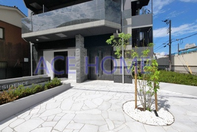 【エントランス】 | S-RESIDENCE都島Lux