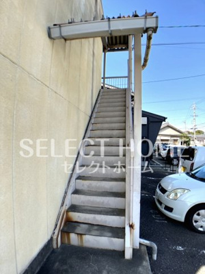【エントランス】 | コーポ下杉 | 建物の内部です