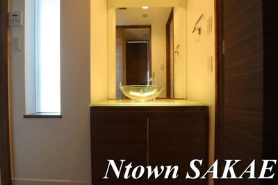 【独立洗面台】 | IZ-Residence | 朝の身支度には欠かせない独立洗面化粧台