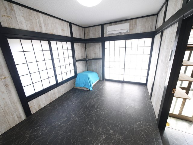 山武市井之内　中古戸建の洋室|内外装リフォーム済み令和7年1月敷地約229坪ドックランバーベキュー海岸徒歩約5分サーフィンの拠点に