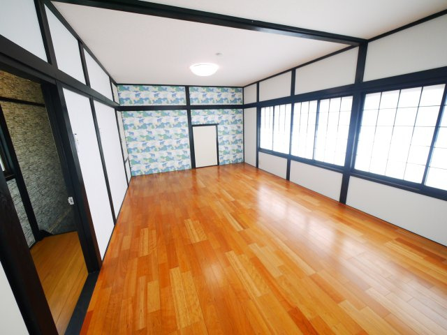 山武市井之内　中古戸建の洋室|内外装リフォーム済み令和7年1月敷地約229坪ドックランバーベキュー海岸徒歩約5分サーフィンの拠点に