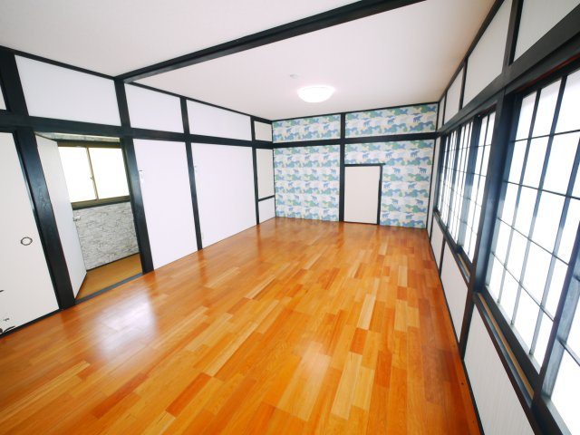山武市井之内　中古戸建の洋室|内外装リフォーム済み令和7年1月敷地約229坪ドックランバーベキュー海岸徒歩約5分サーフィンの拠点に