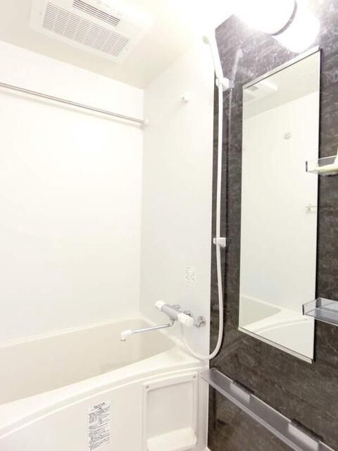 リブリ・メリッツライフの浴室