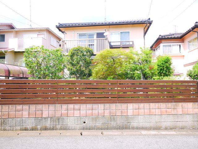 八街市八街は　中古戸建の外観|藤の台分譲地内　南公道　カーポート1台 ４LDK ユニットバス閑静な分譲地内