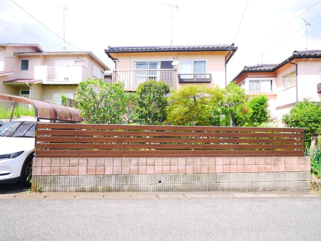 八街市八街は　中古戸建の外観|藤の台分譲地内　南公道　カーポート1台 ４LDK ユニットバス閑静な分譲地内