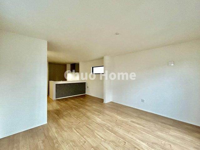 葛飾区柴又3丁目新築分譲住宅の居間・リビング|居間リビング