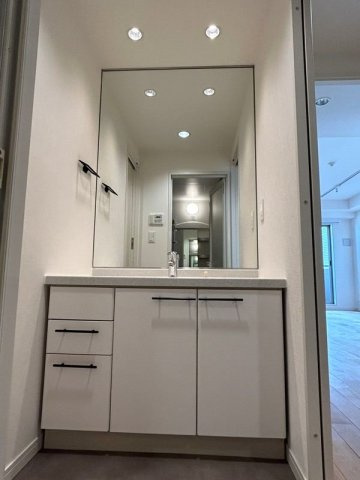 パークプレイス三田の独立洗面台