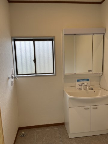 桜川市友部　の独立洗面台