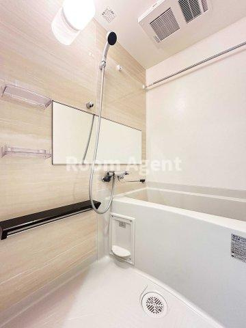 プレサンス太閤通ファシールの浴室