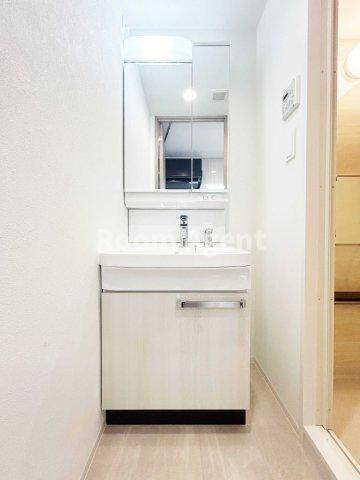 プレサンス太閤通ファシールの洗面所