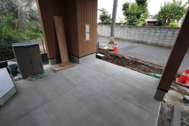 【駐車場】 | 《仲介手数料無料》北区日進町２丁目1288-2(1号棟)新築一戸建てメルディア | 撮影日 2025年10月13日 14:30 曇り