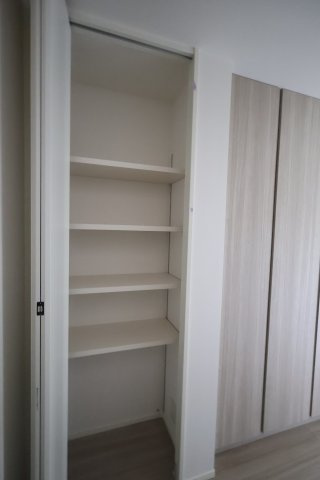 【収納】 | 《仲介手数料無料》北区日進町２丁目1288-2(1号棟)新築一戸建てメルディア | 撮影日 2025年10月13日 14:30 曇り