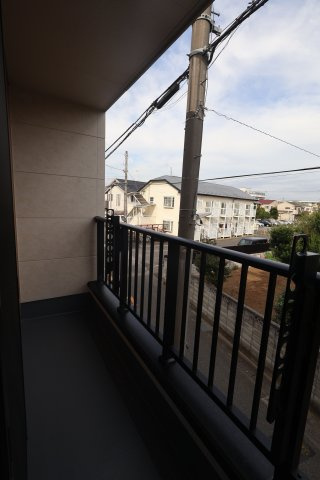 【バルコニー】 | 《仲介手数料無料》北区日進町２丁目1288-2(1号棟)新築一戸建てメルディア | 撮影日 2025年10月13日 14:30 曇り