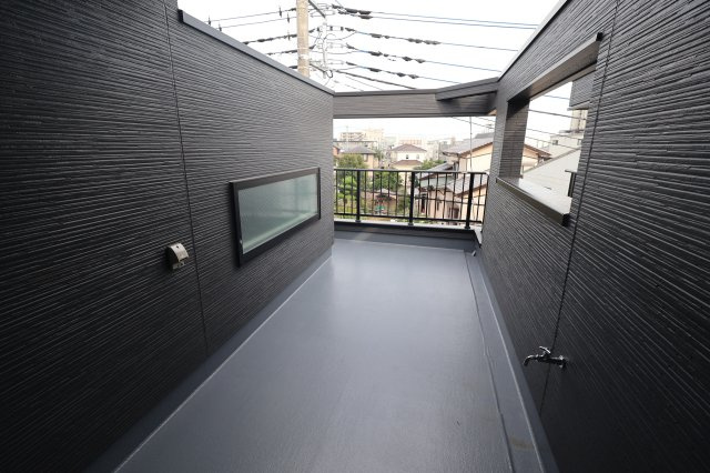 【バルコニー】 | 《仲介手数料無料》北区日進町２丁目1288-2(1号棟)新築一戸建てメルディア | 撮影日 2025年10月13日 14:30 曇り