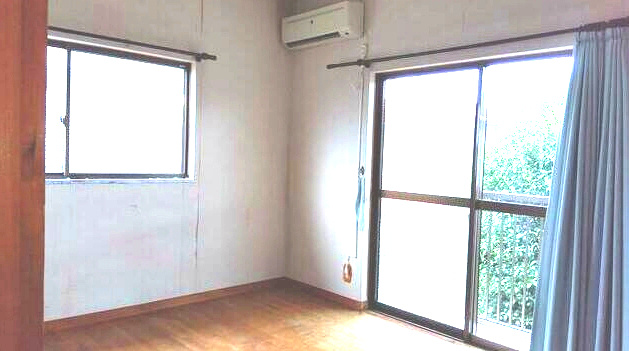 茂原市北塚　中古戸建の洋室|スーパーベイシア徒歩約6分 ４LDK  都市ガス 　数年前に外壁塗装済み
