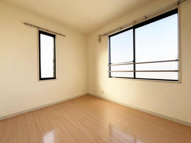 アドザックス・ラフィネＢ号棟の居間・リビング