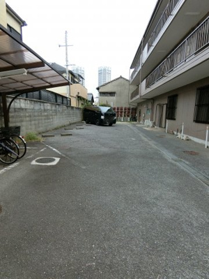 【駐車場】 | ブルガー光