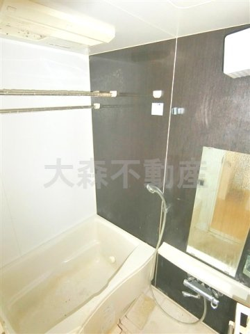 レジデンス大森の浴室