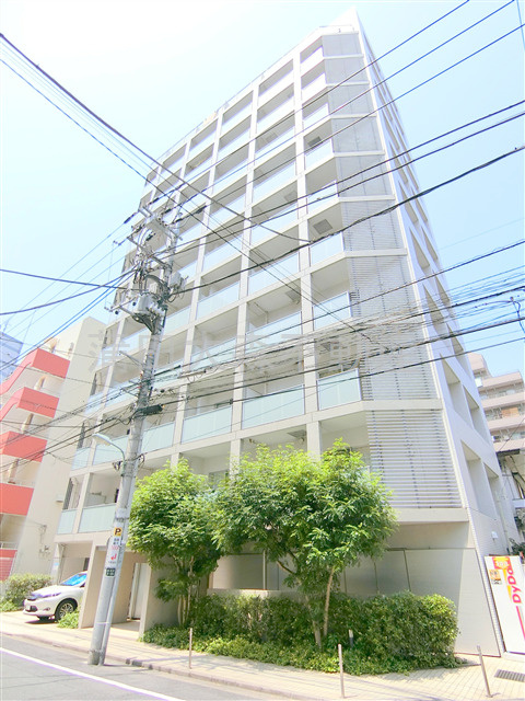 レジデンス大森の外観|2007年6月築　RC鉄筋コンクリート造地上11階建て1K総戸数50戸
京浜急行本線大森海岸駅近、JR京浜東北線大森駅も徒歩圏内の東京都品川区南大井3丁目