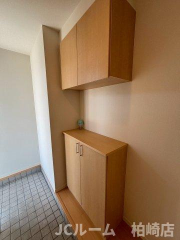 柏崎市宝町のアパートの収納