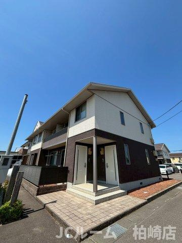 柏崎市宝町のアパートの外観