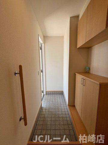 柏崎市宝町のアパートの玄関