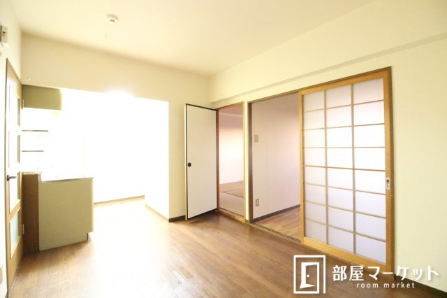 【居間・リビング】 | ミサトピア北山 | 同型タイプ